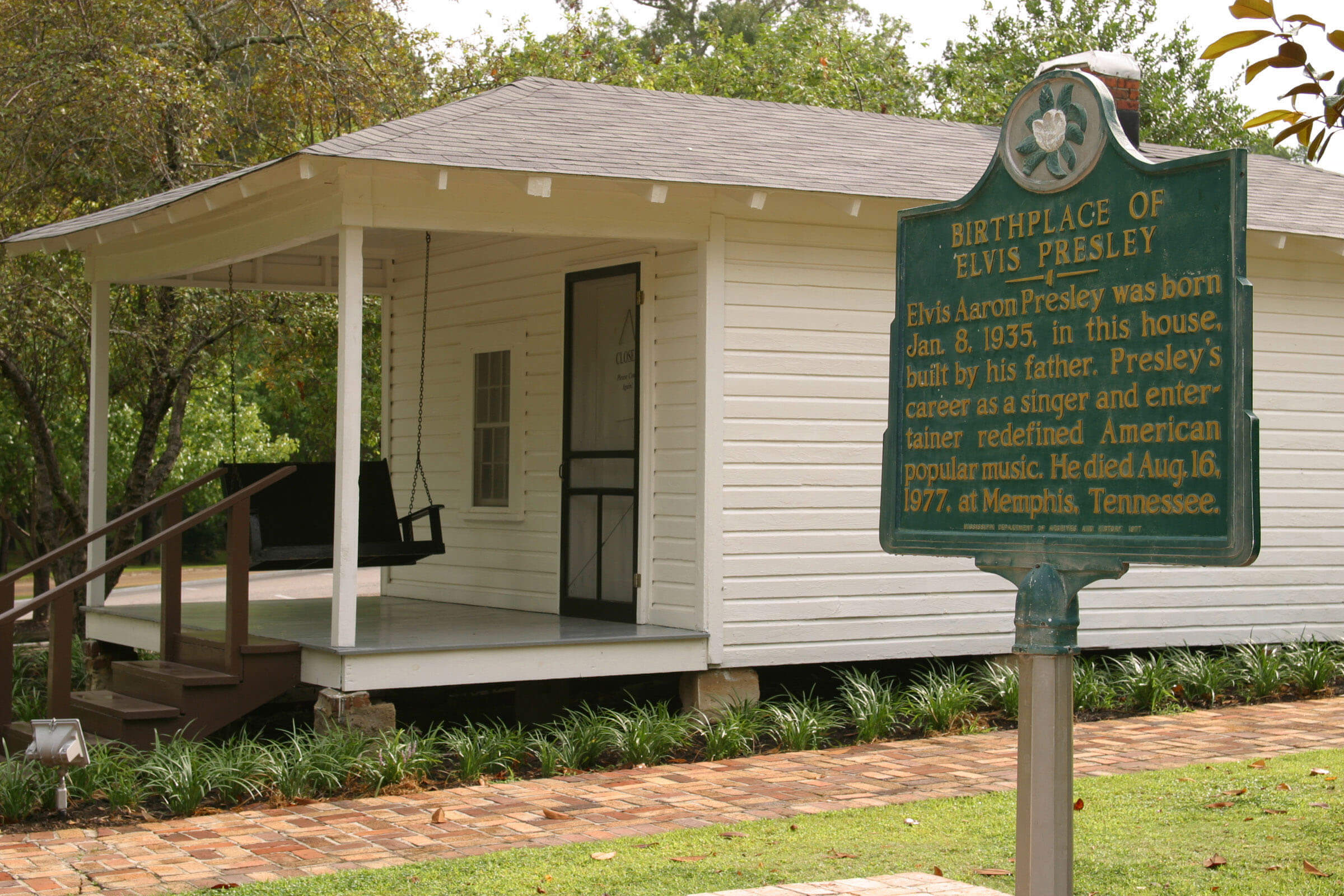 Elvis Presley Birthplace