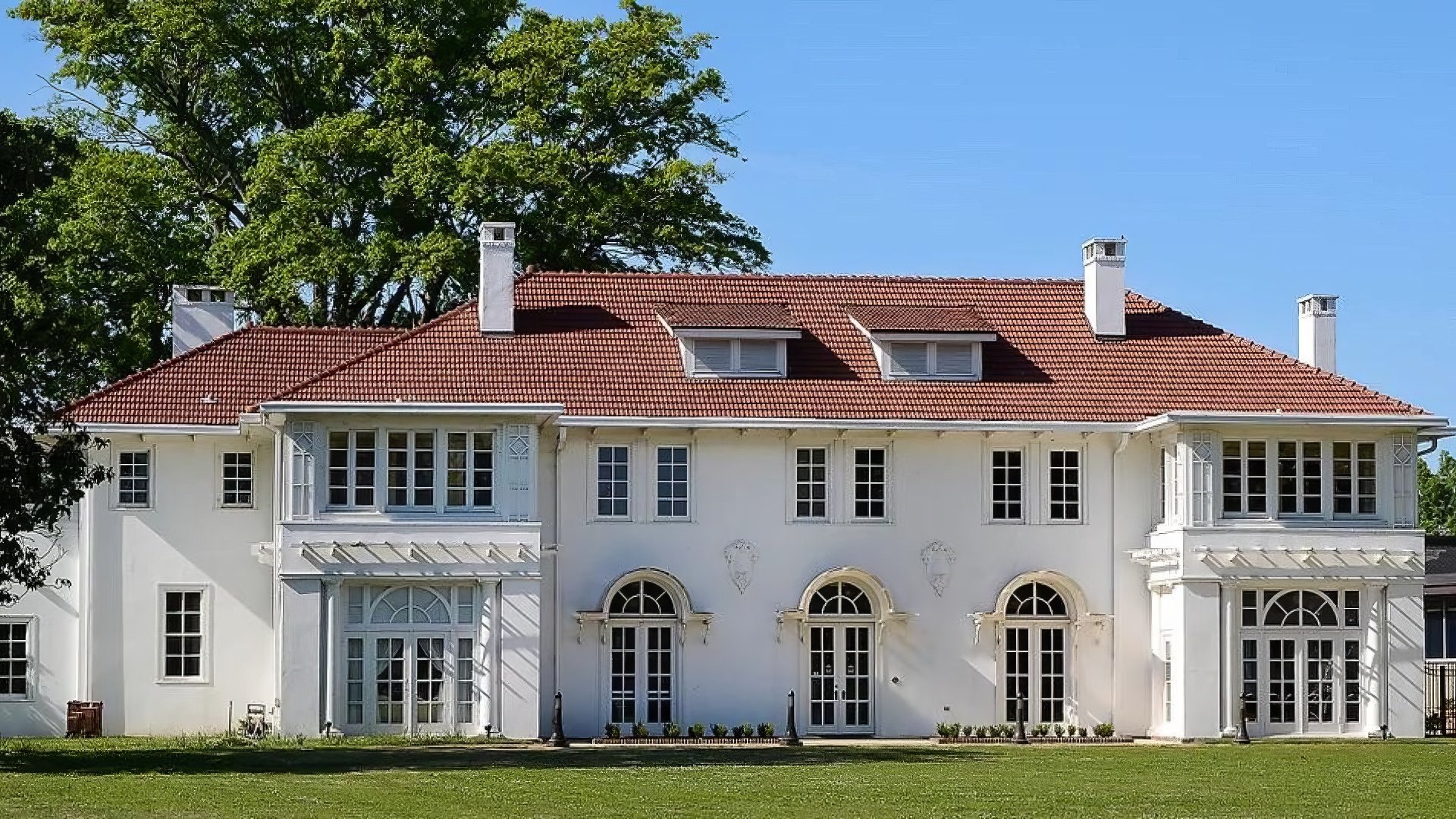 Cutrer Mansion
