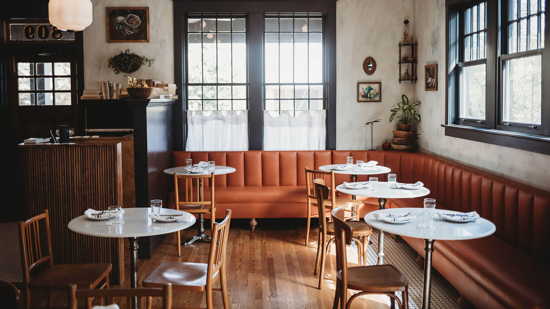 Elvie's