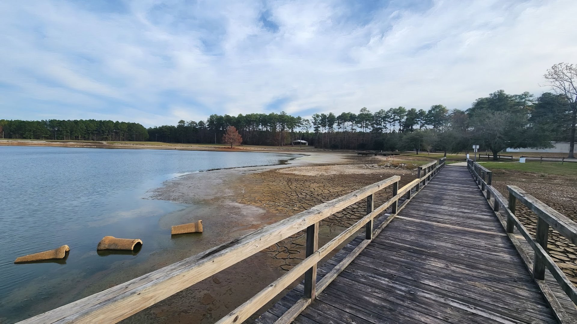 Lake Claude Bennett